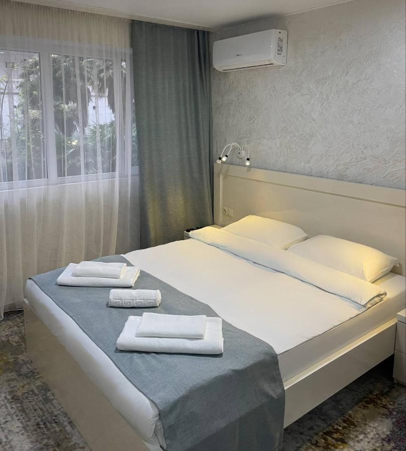 Hotel Sonata 바투미 외부 사진